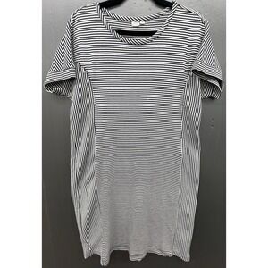 Gap Maternity Nursing Dress M Blue White Striped Short Sleeve Casual Comfort